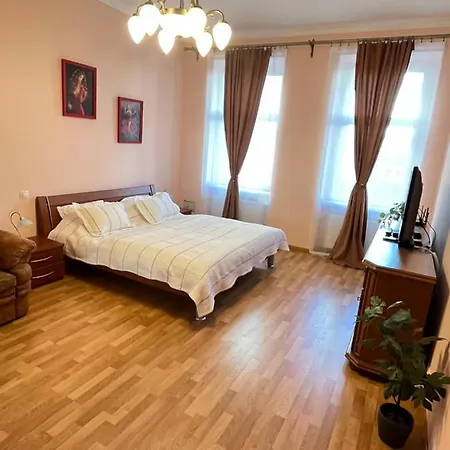 Colonnade Carlsbad *